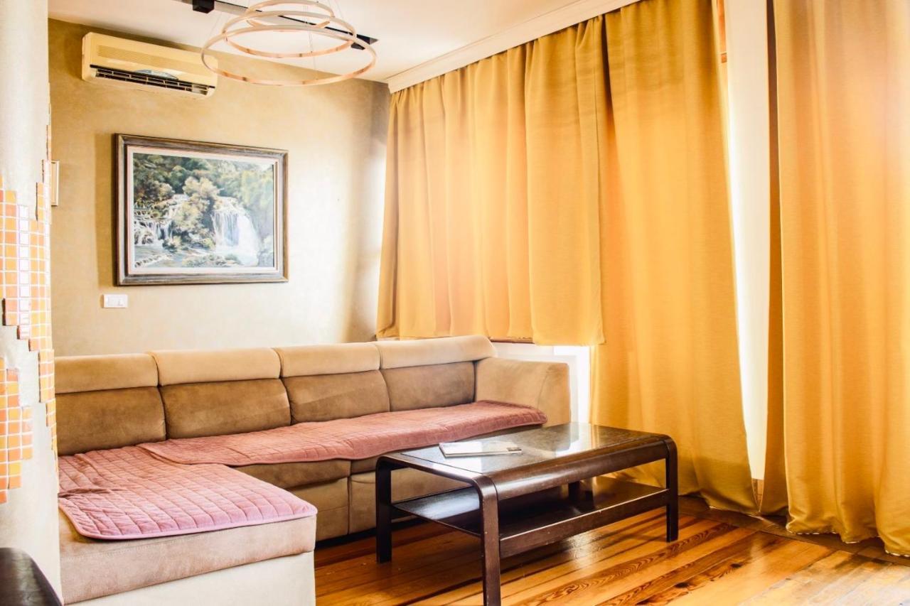 Apartments Art อุลซิน ภายนอก รูปภาพ