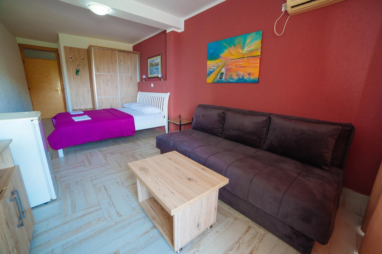 Apartments Art อุลซิน ภายนอก รูปภาพ