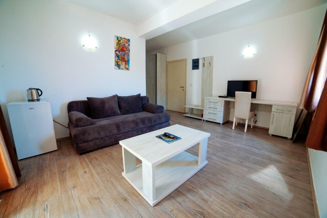 Apartments Art อุลซิน ภายนอก รูปภาพ